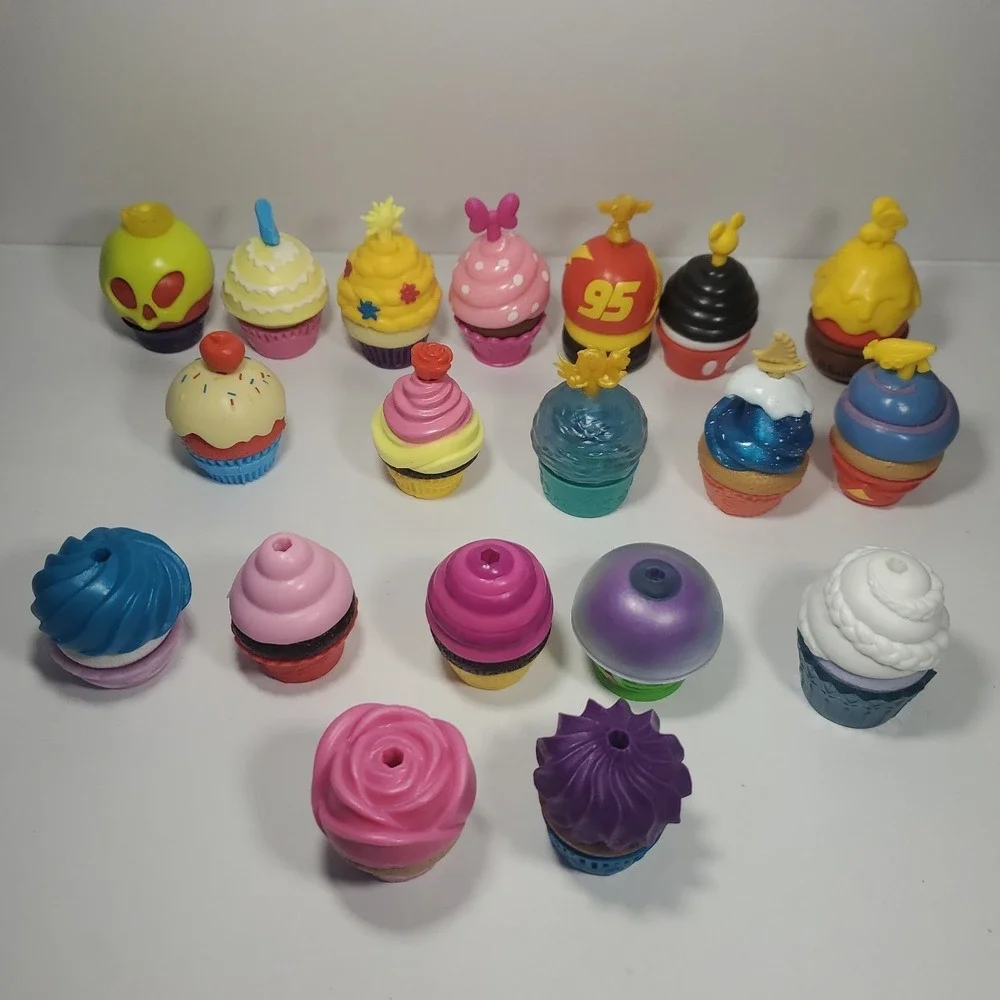 Lot of Disney Enchanted Cupcake Party Pieces Pricess Game Replacement Parts